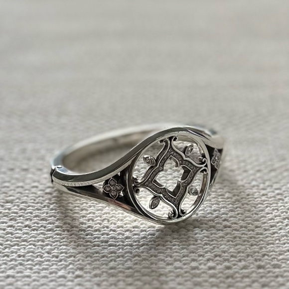 BRIGHTON Morena Hinged Bangle Bracelet • Silver Plated Swarovski Crystal JB7682 - Picture 8 of 14